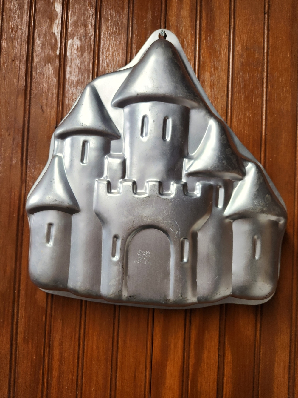 Vintage Wilton Enchanted Castle